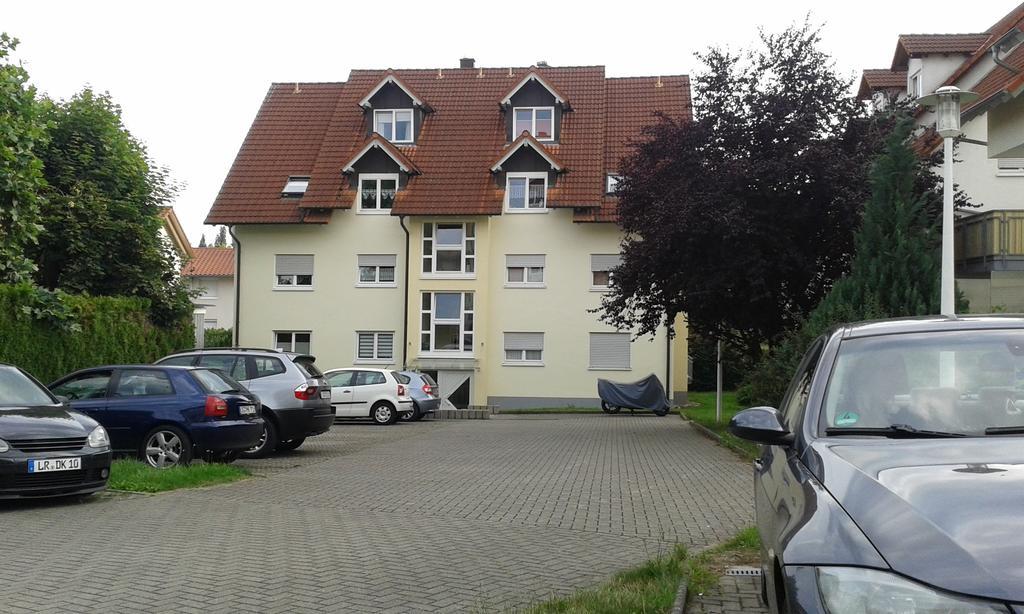 Fewo Zakharov Lahr  Bilik gambar